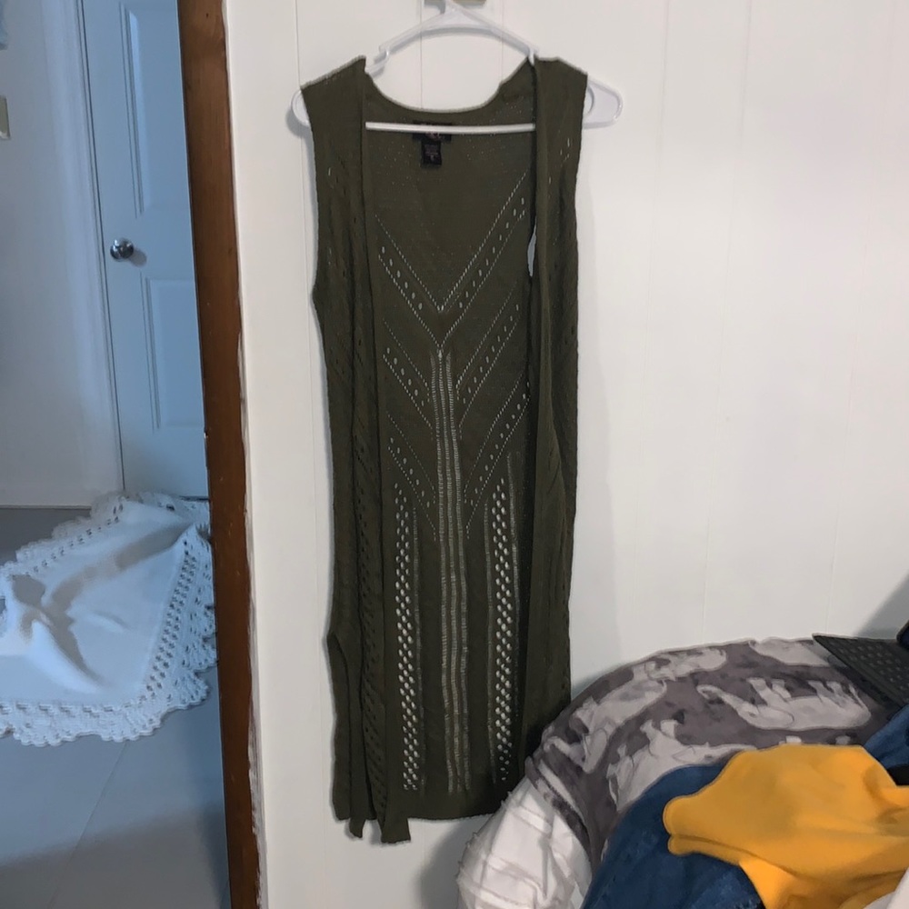 green crotchet vest